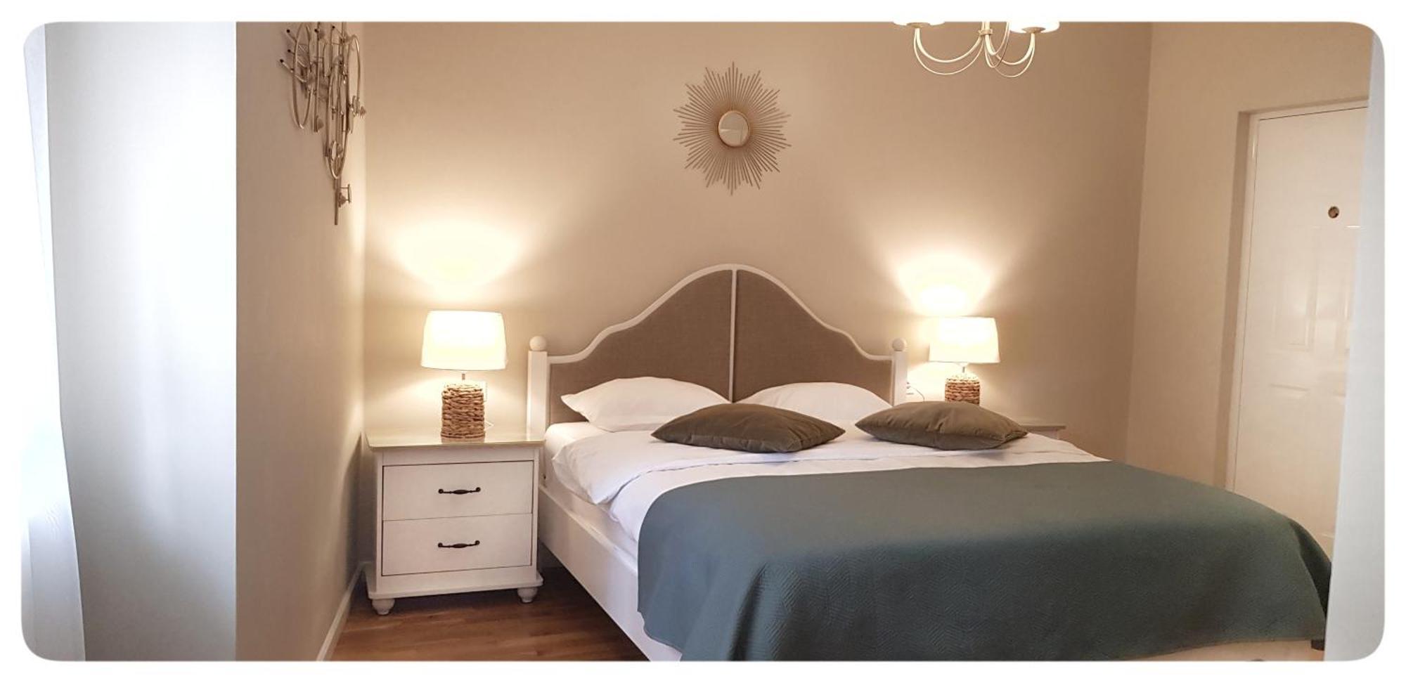 Elania Residence Târgu Jiu Екстериор снимка