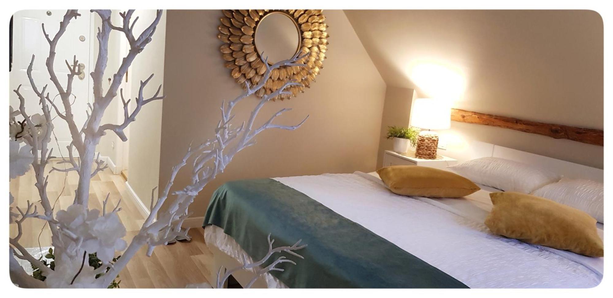 Elania Residence Târgu Jiu Екстериор снимка