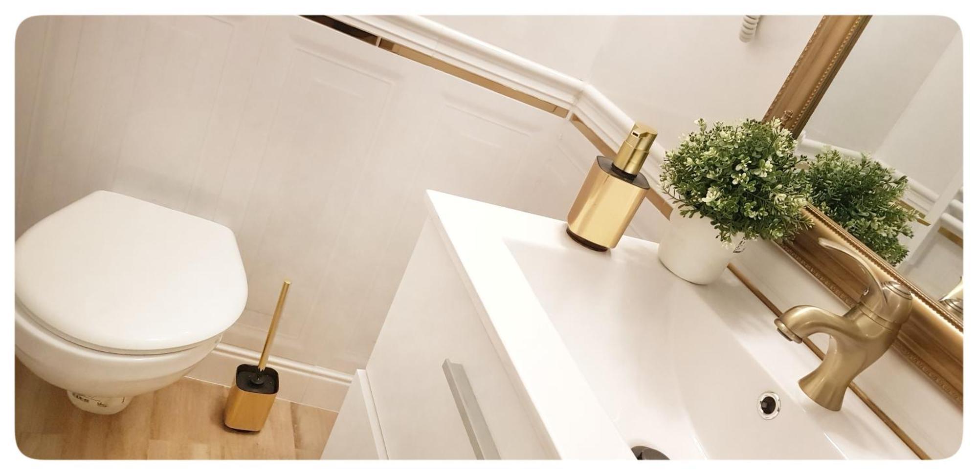 Elania Residence Târgu Jiu Екстериор снимка